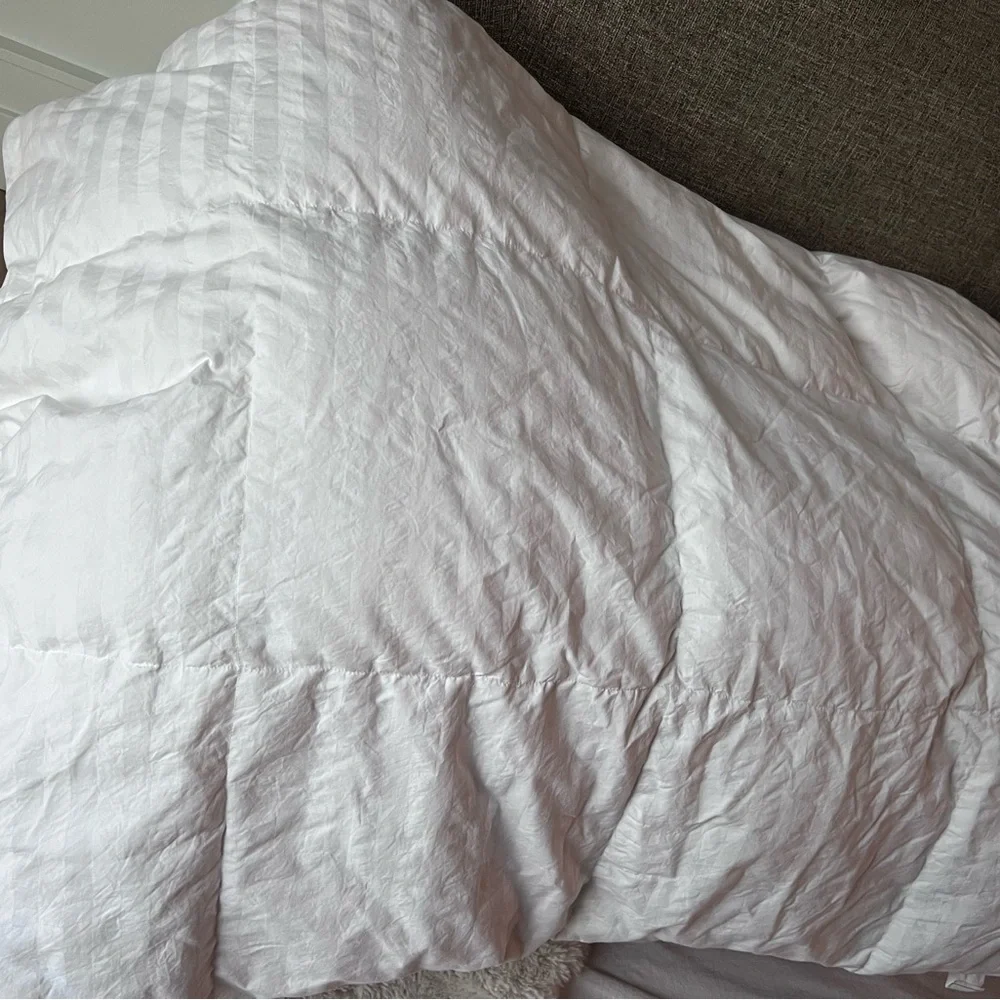 Hotel Grand 500TC white goose down comforter king size